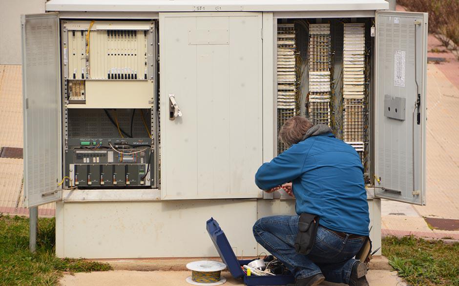activité électricien Limours